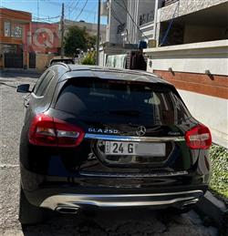 مێرسێدس بێنز GLA
